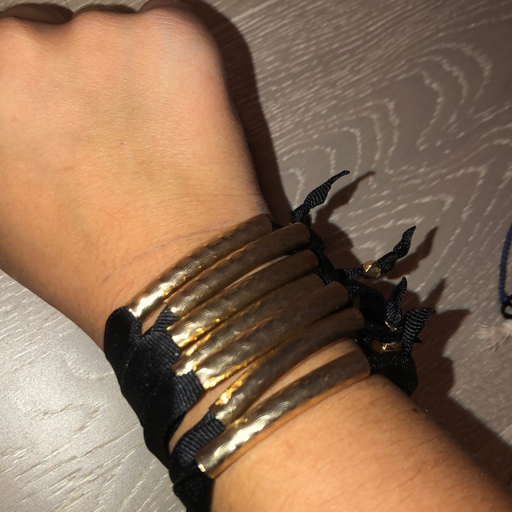 bracelets - Picture 3 of 3